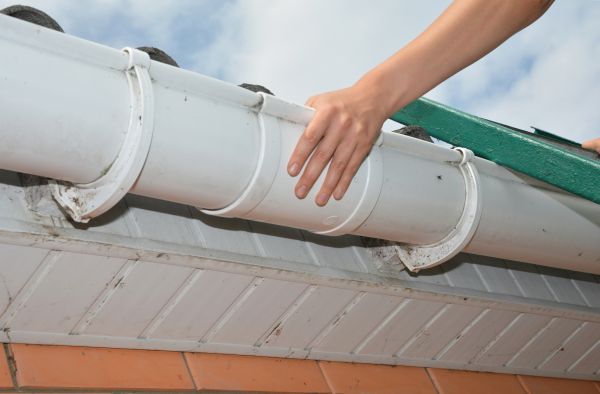 Gutter Reattachment in El Dorado Hills