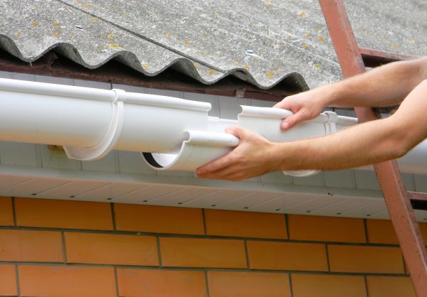 Cost of Gutter Hanging in El Dorado Hills